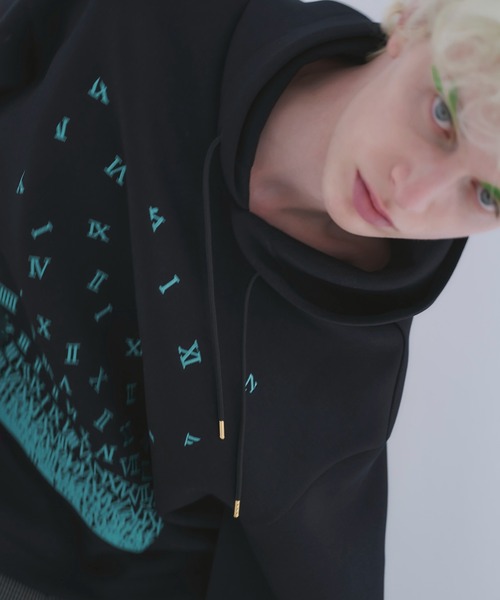 SHAREEF（シャリーフ）の「CULLNI × SHAREEF Roman Numerals