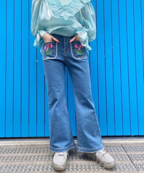 Candy Stripper（キャンディストリッパー）の「CHULIP FLARE デニム