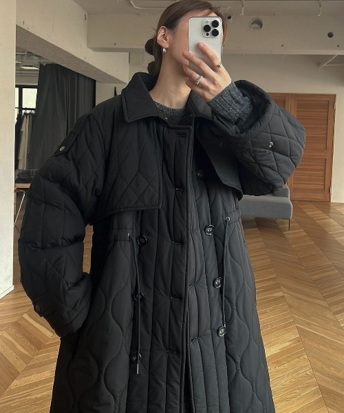 WILLFULLY（ウィルフリー）の「traverse quilting trench detail coat