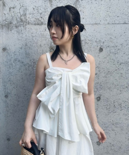 FRAY I.D（フレイアイディー）の「ペプラムリボントップス