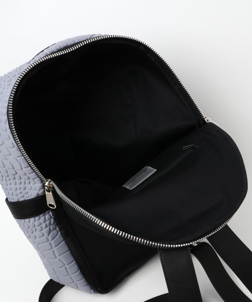 Kawa-Kawa（カワカワ）の「【Kawa-Kawa(カワカワ）】Waniリュック889