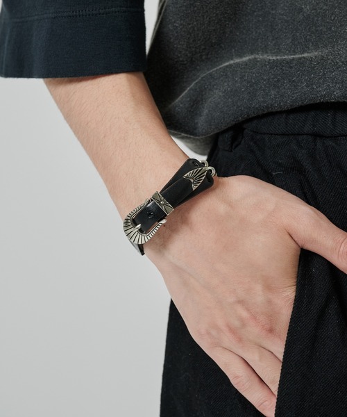 TOGA VIRILIS（トーガ ビリリース）｜メンズのブレスレット一覧 - WEAR