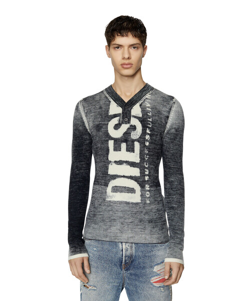DIESEL（ディーゼル）の「メンズ ニット ロゴ（ニット/セーター）」 - WEAR