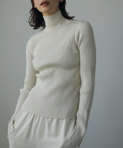 anuke（アンヌーク）の「anuke Slit Turtle Knit スリットタートル
