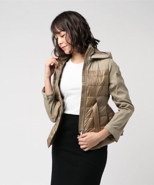 TATRAS（タトラス）の「TATRAS(タトラス)袖切替ライトダウン