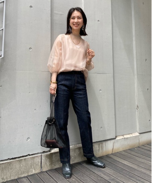 Ameri（アメリ）の「CENTER PRESS STRAIGHT DENIM（デニムパンツ