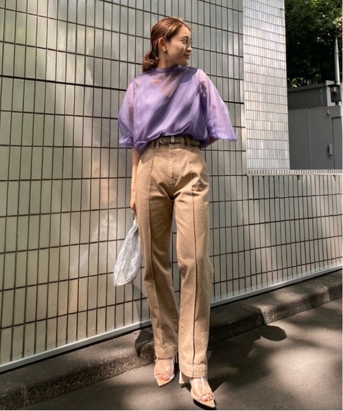 Ameri（アメリ）の「CENTER PRESS STRAIGHT DENIM（デニムパンツ
