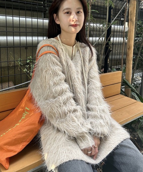 Kastane（カスタネ）の「*【新色追加】シャギーVニットプルオーバー