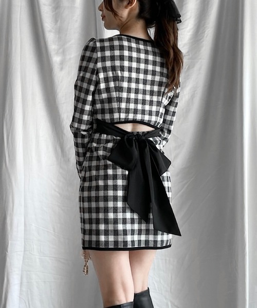 NOMAE（ノーマエ）の「【長袖で再登場!!】バックオープンリボンミニ