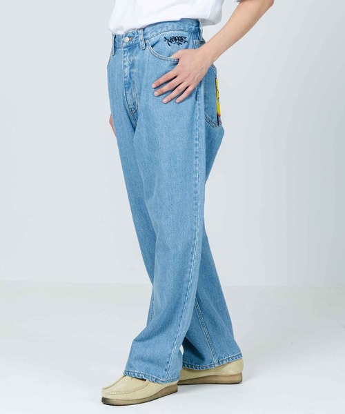 XLARGE（エクストララージ）の「EMBROIDERY GRAFFITI DENIM PANTS