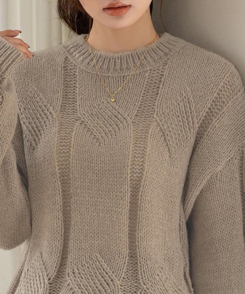 セール】程よい透かし編み。長袖やわらかモヘアタッチケーブルニット
