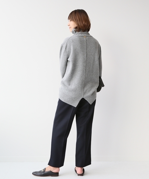 Deuxieme Classe（ドゥーズィエムクラス）の「JADE タートルネック