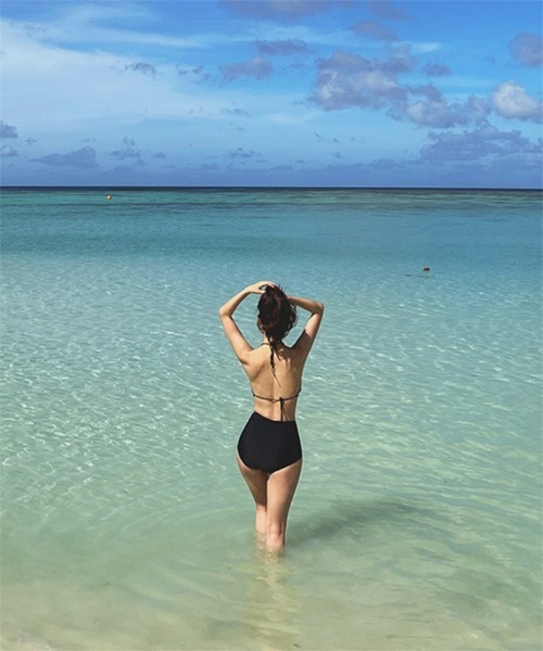 セール】ボーダー ホルターネック ハイウエストビキニ 水着（水着