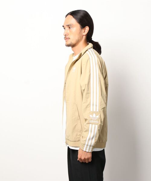 adidas（アディダス）の「アディカラー クラシックス ロックアップ