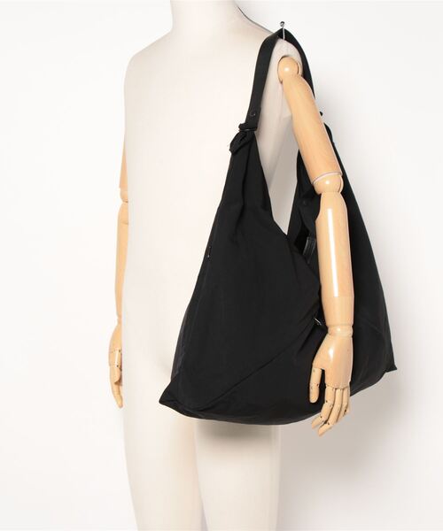 SLOW（スロウ）の「【SLOW / スロウ】SPAN NYLON-WRAP BAG L(トート