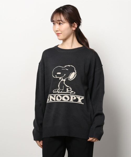 PEANUTS（ピーナッツ）の「SNOOPY PEANUTS/スヌーピーBIGプルオーバー