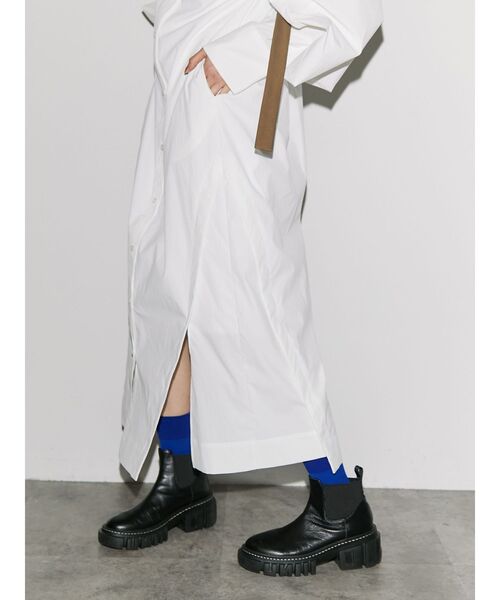 UN3D.（アンスリード）の「W TRIANGLE TUCK SH OP / ダブル