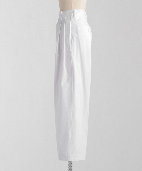 LOEFF（ロエフ）の「＜LOEFF＞ コットンツイル 2タックパンツ②