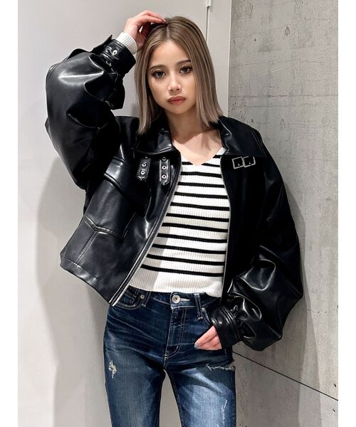 GYDA（ジェイダ）の「Symmetry GYDAフェイクレザースタンドカラー