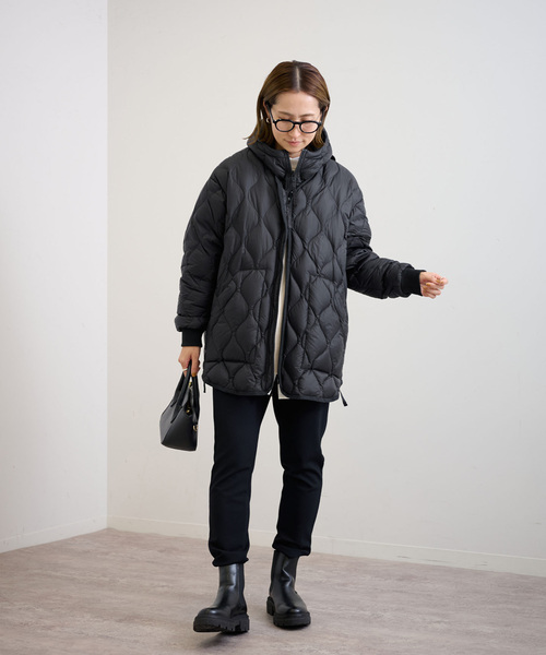 FRAMeWORK（フレームワーク）の「TAION/タイオン 別注フードビブス付き