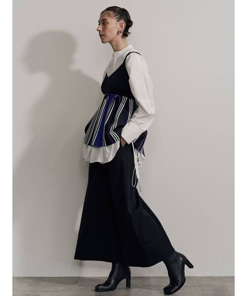 UN3D.（アンスリード）の「マルチストライプニットビスチェ