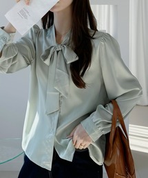 レディースのシャツ/ブラウス（グリーン・カーキ/緑色系・リボン