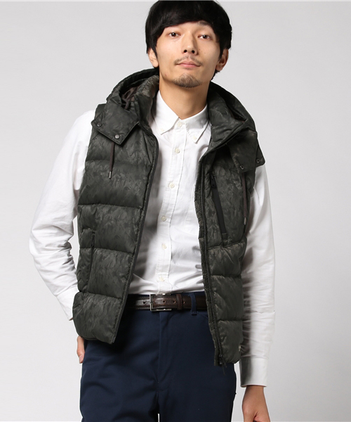 TATRAS（タトラス）の「TATRAS カモフラージュ柄ダウンベスト CESANO