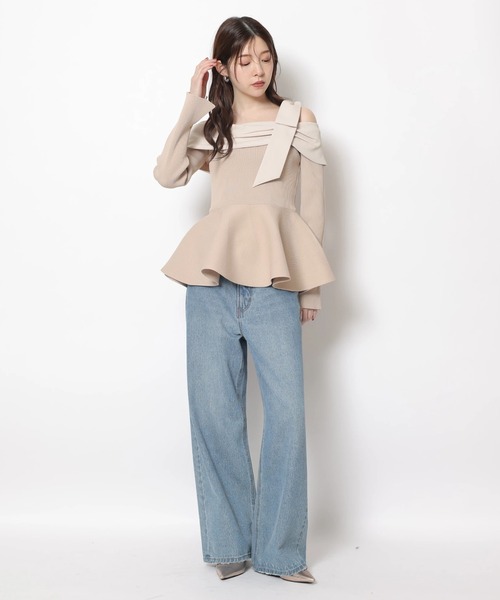 Rirandture（リランドチュール）の「オフショルリボンドッキングニット