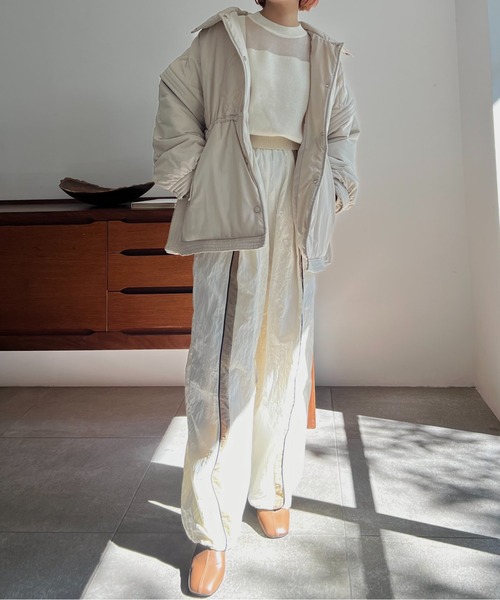 WILLFULLY（ウィルフリー）の「poncho deformation panel quilting