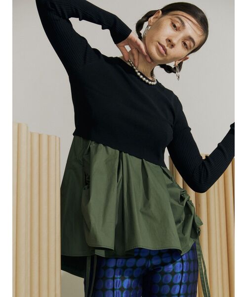 UN3D.（アンスリード）の「ウェーブラインギャザーキャミソール