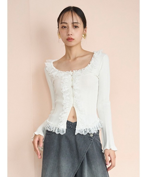 SNIDEL（スナイデル）の「Sustainableフリルニットプルオーバー