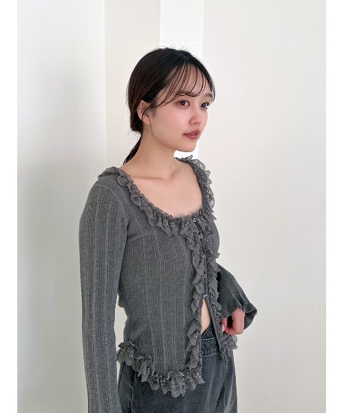 SNIDEL（スナイデル）の「Sustainableフリルニットプルオーバー