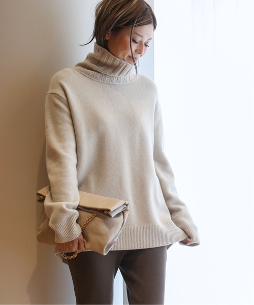 Deuxieme Classe（ドゥーズィエムクラス）の「*JADE タートルネック