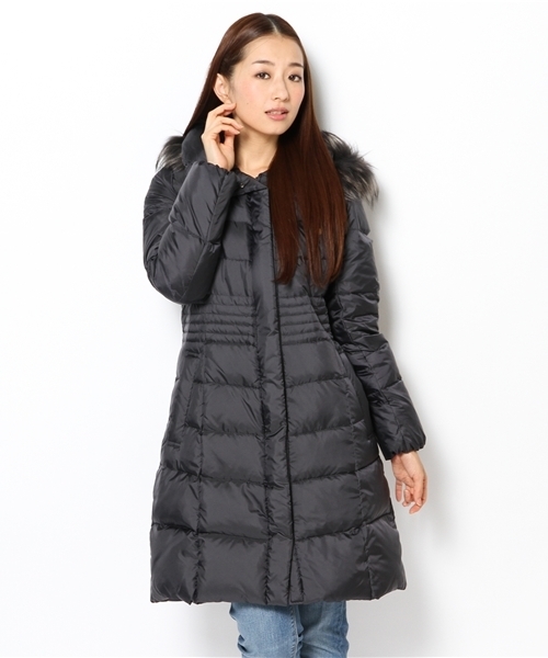 23区（ニジュウサンク）の「シレータフタダウンコート（ダウン