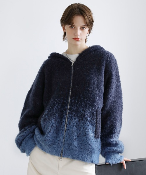 ROCHEM（ローシェン）の「ダブルジップグラデーションニットパーカー