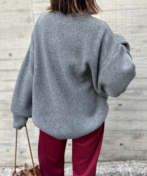 mi via loca（ミヴィアロカ）の「クランベリーロゴ ジャガードニット