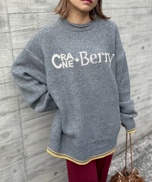 mi via loca（ミヴィアロカ）の「クランベリーロゴ ジャガードニット