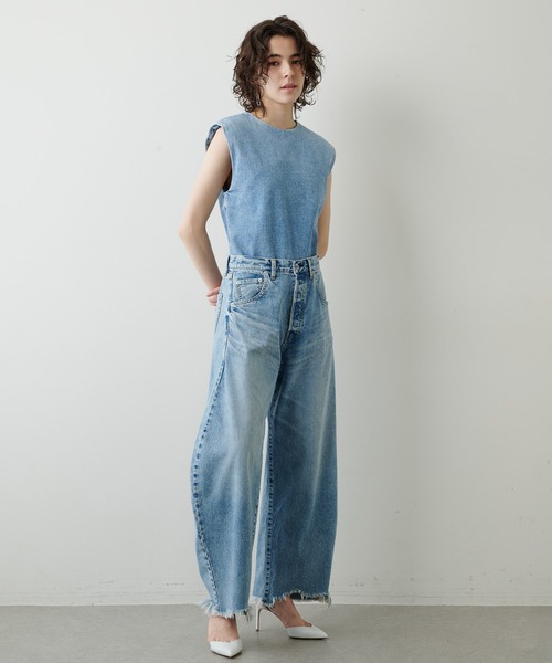 Whim Gazette（ウィムガゼット）の「ラインカーブデニム（デニムパンツ