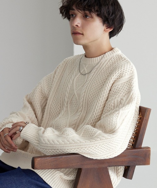 ケーブル編みボリュームルーズプルオーバーニット（ニット/セーター