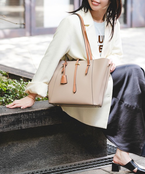 チャーム付A4トートバッグ（トートバッグ）｜RODE SKO（ロデスコ）の