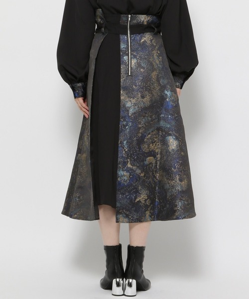 HARE（ハレ）の「ラメアートジャガードキリカエスカート(HARE