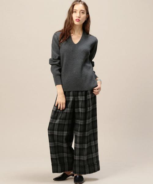 AURALEE（オーラリー）の「＜AURALEE＞Vネック ニットプルオーバー Ψ