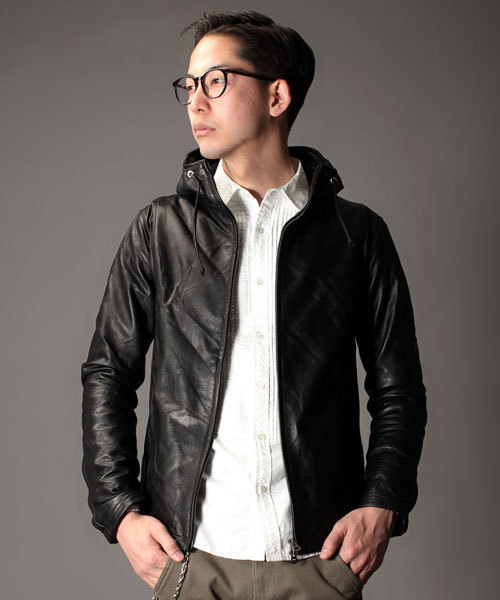 NANO universe（ナノユニバース）の「Shama（シャマ）/ 別注レザー