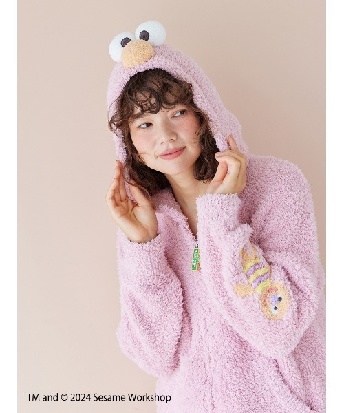 gelato pique（ジェラートピケ）の「【SESAME STREET】エルモ パーカ