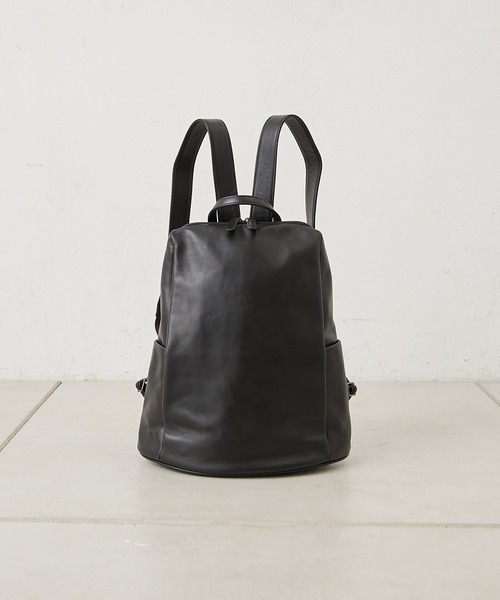 ear PAPILLONNER（イアパピヨネ）の「《A4対応/本革》レザースタンド