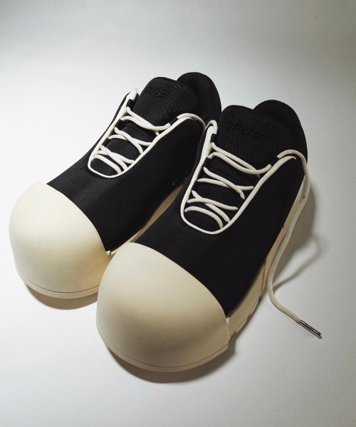 FREE WORLD ORDER（フリーワールドオーダー）の「ストリート