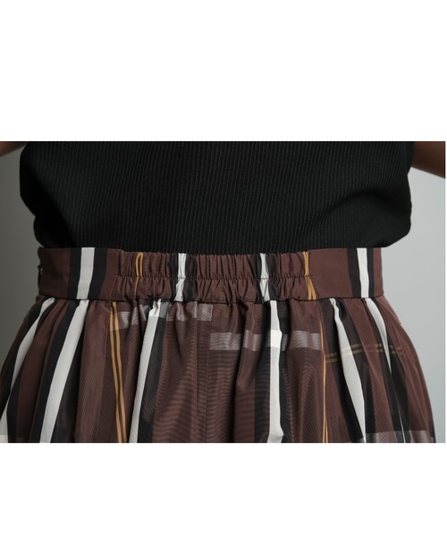 JUSGLITTY（ジャスグリッティー）の「チェックタフタボリューム