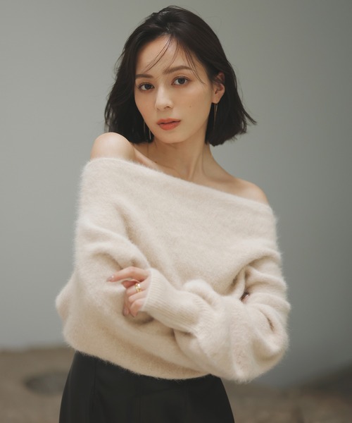 ラクーンフォックスオフショルニットプルオーバー（ニット/セーター