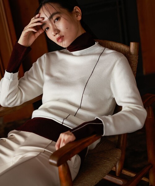 LOVELESS（ラブレス）の「バイカラーレイヤードタートルニット（ニット