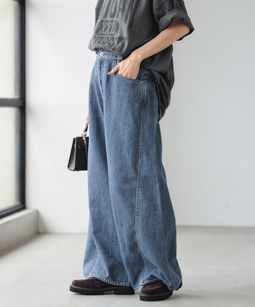 FRAMeWORK（フレームワーク）の「バレルフォルムデニムパンツ（デニム